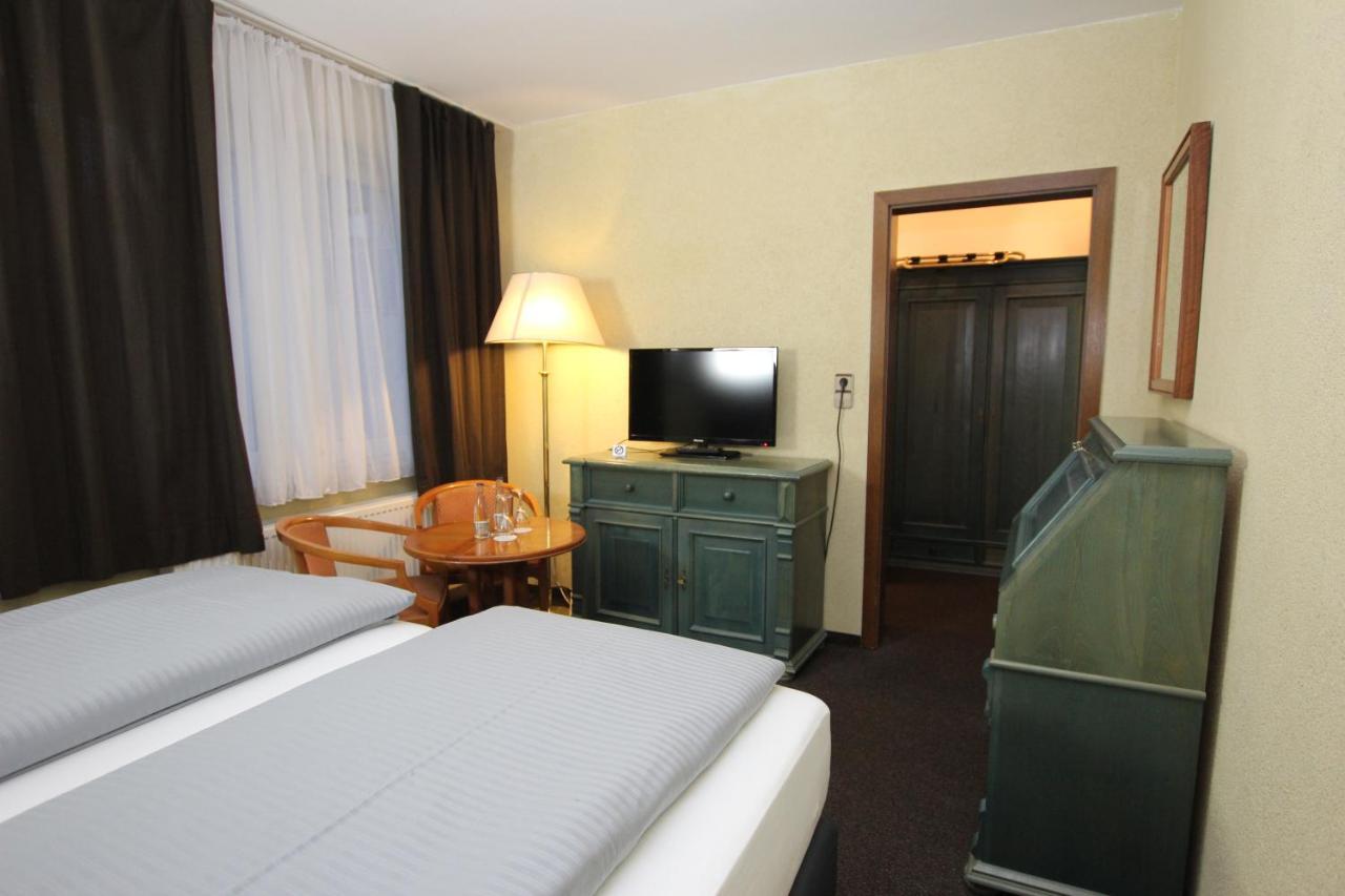 Hotel Restaurant Zur Linde Pattensen Ngoại thất bức ảnh