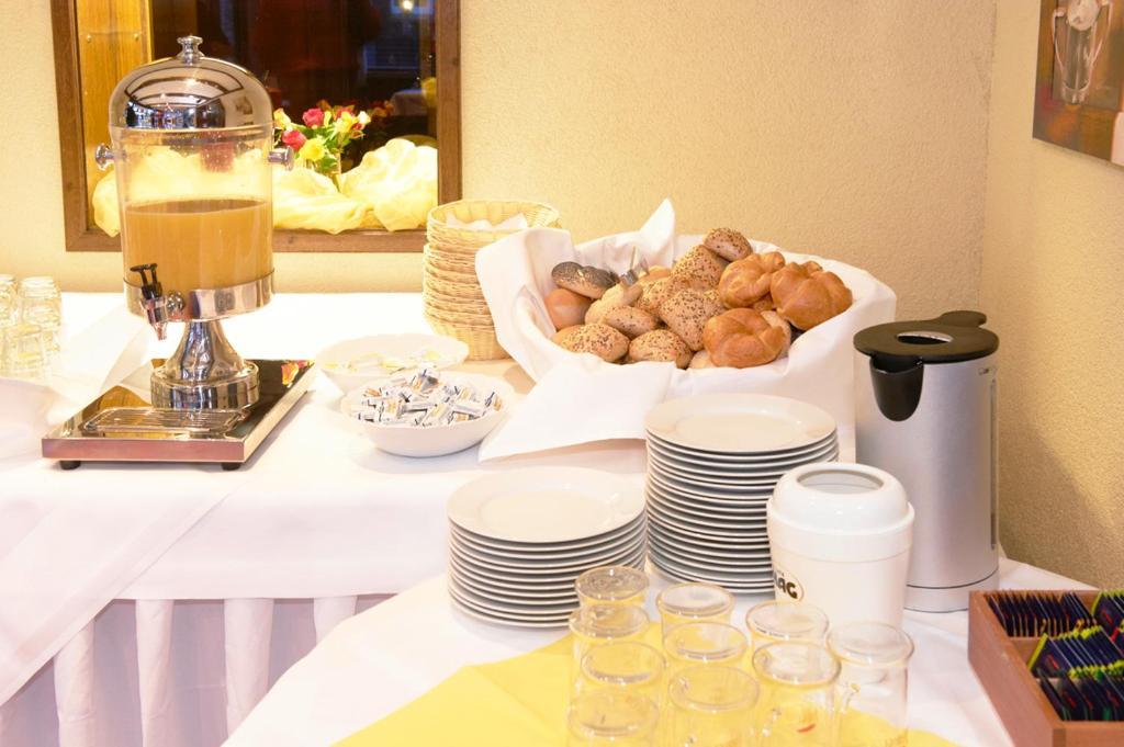 Hotel Restaurant Zur Linde Pattensen Ngoại thất bức ảnh