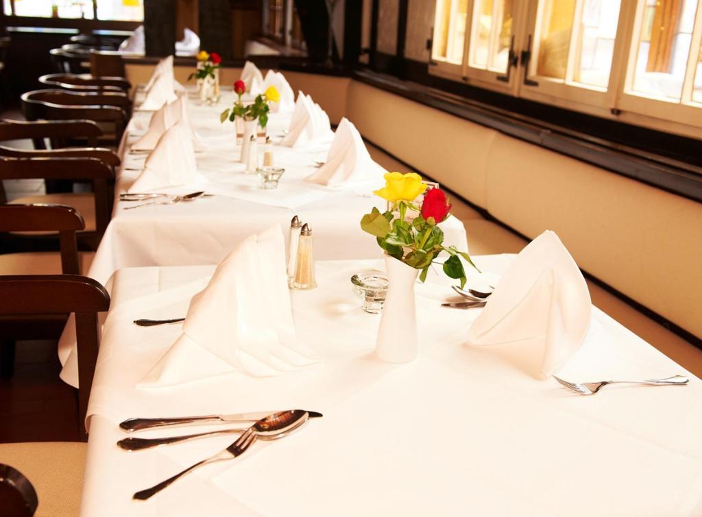 Hotel Restaurant Zur Linde Pattensen Ngoại thất bức ảnh